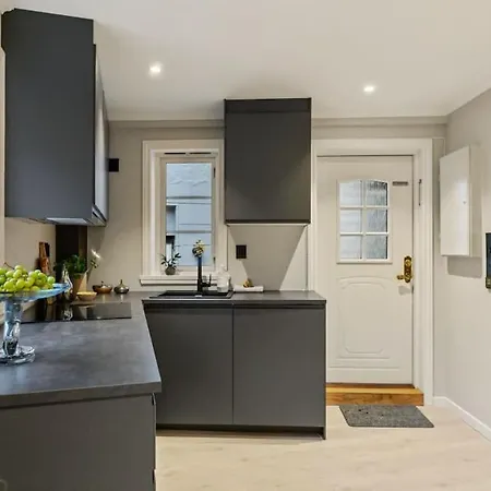 L The Town House * Bergen